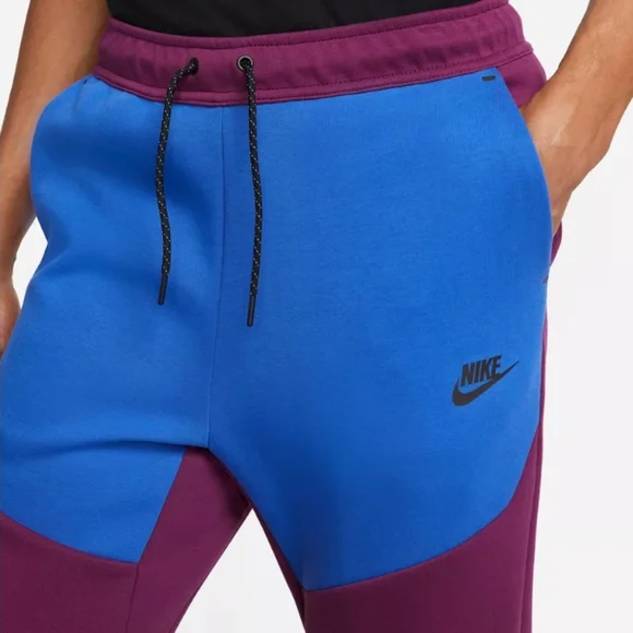 NWT Men's Nike Sportswear Tech Fleece Joggers - Picture 4 of 9